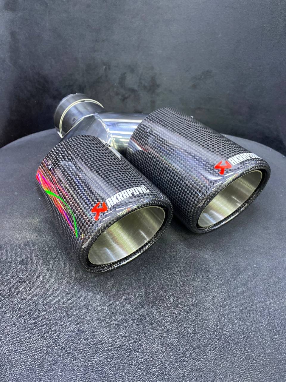 sortie double AKRAPOVIČ